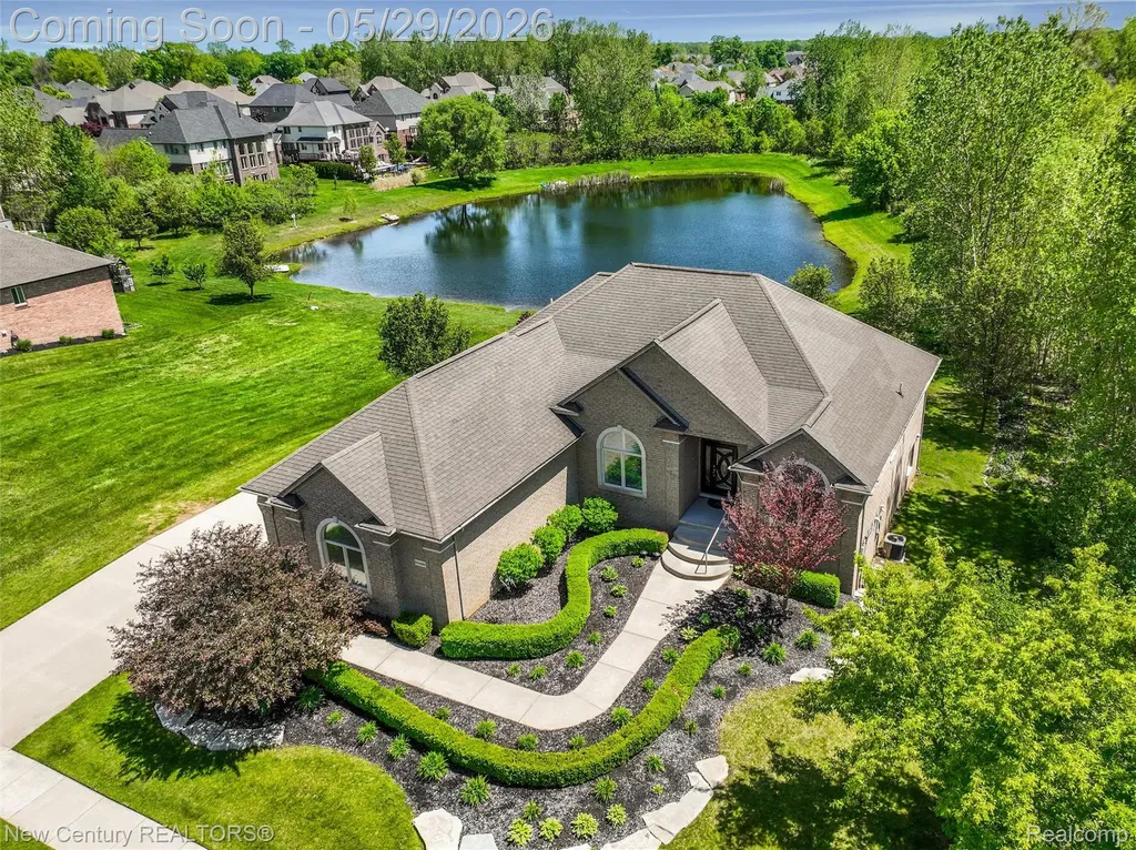 55490 Whispering Hills Drive Shelby Charter Township MI 48316