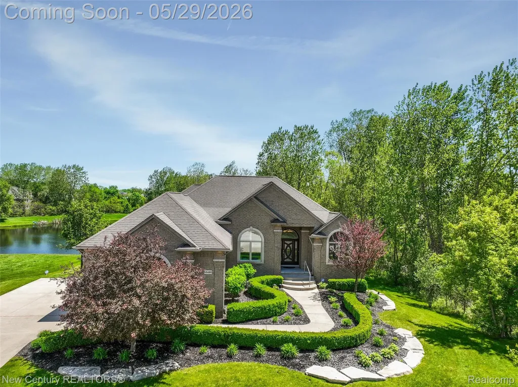 55490 Whispering Hills Drive Shelby Charter Township MI 48316