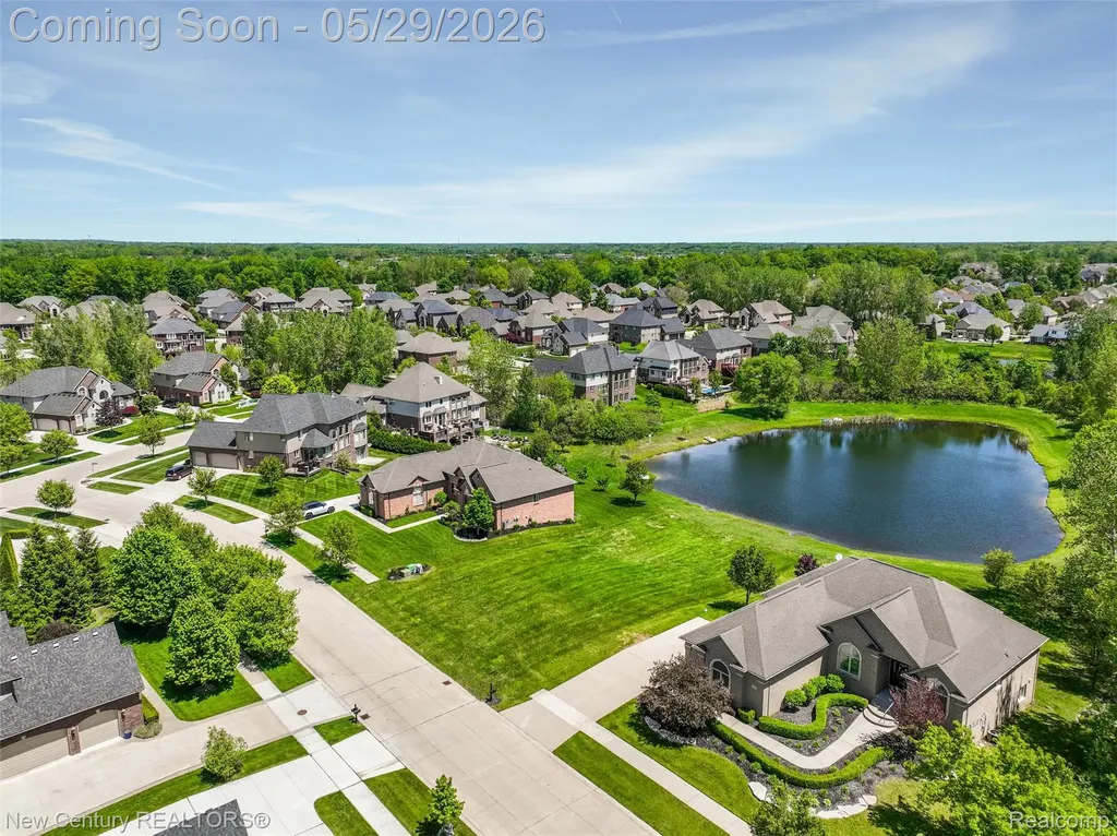55490 Whispering Hills Drive Shelby Charter Township MI 48316