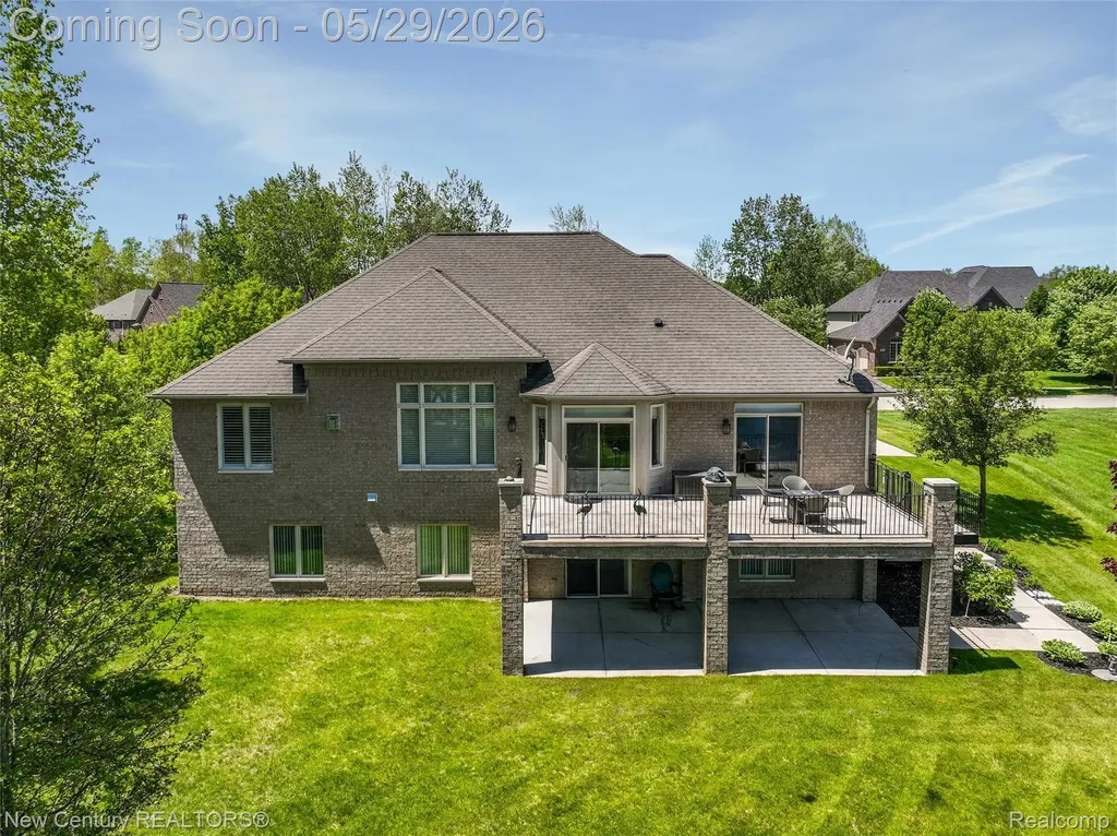55490 Whispering Hills Drive Shelby Charter Township MI 48316