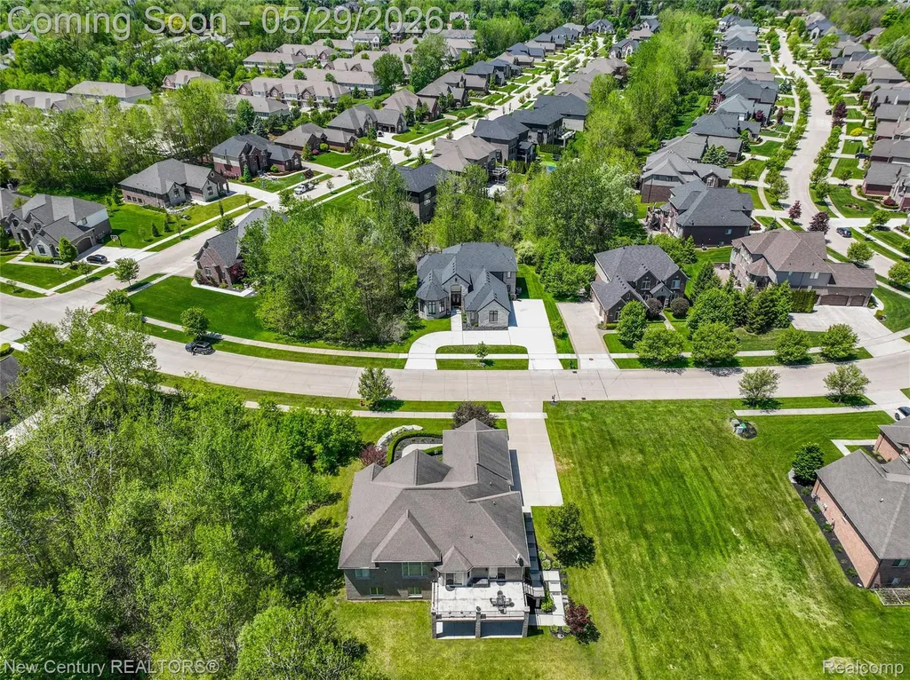 55490 Whispering Hills Drive Shelby Charter Township MI 48316