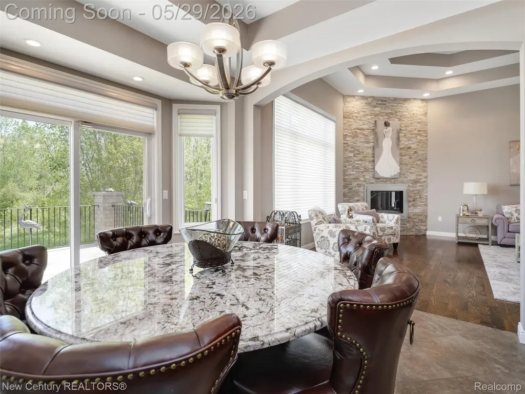 55490 Whispering Hills Drive Shelby Charter Township MI 48316