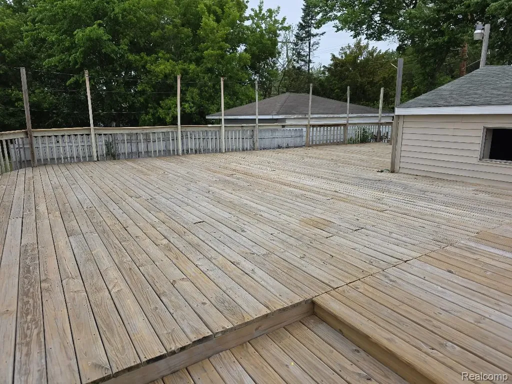 31410 Parkwood Street Westland City MI 48186