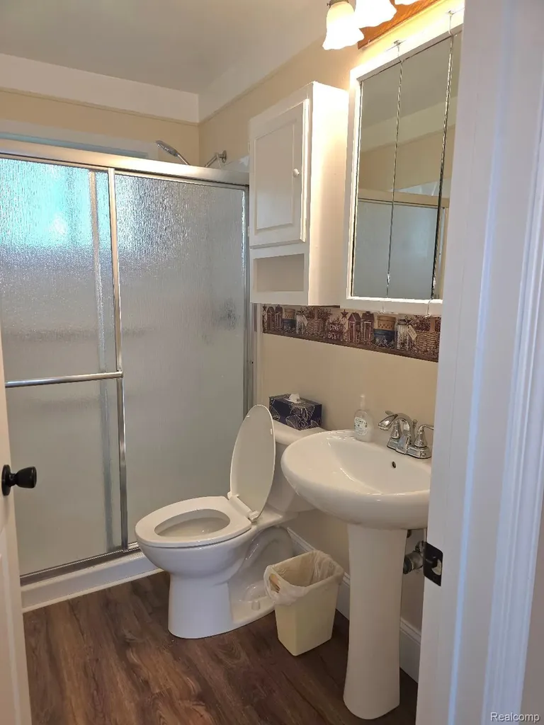 31410 Parkwood Street Westland City MI 48186