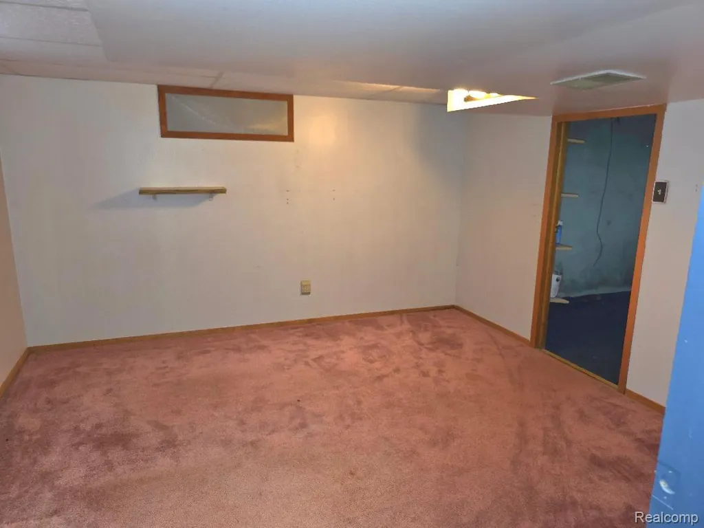 31410 Parkwood Street Westland City MI 48186