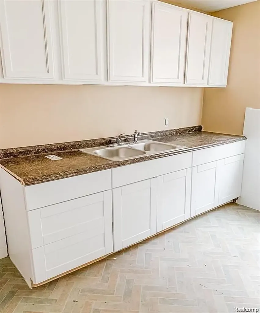 9154 Wayburn Street Detroit City MI 48224