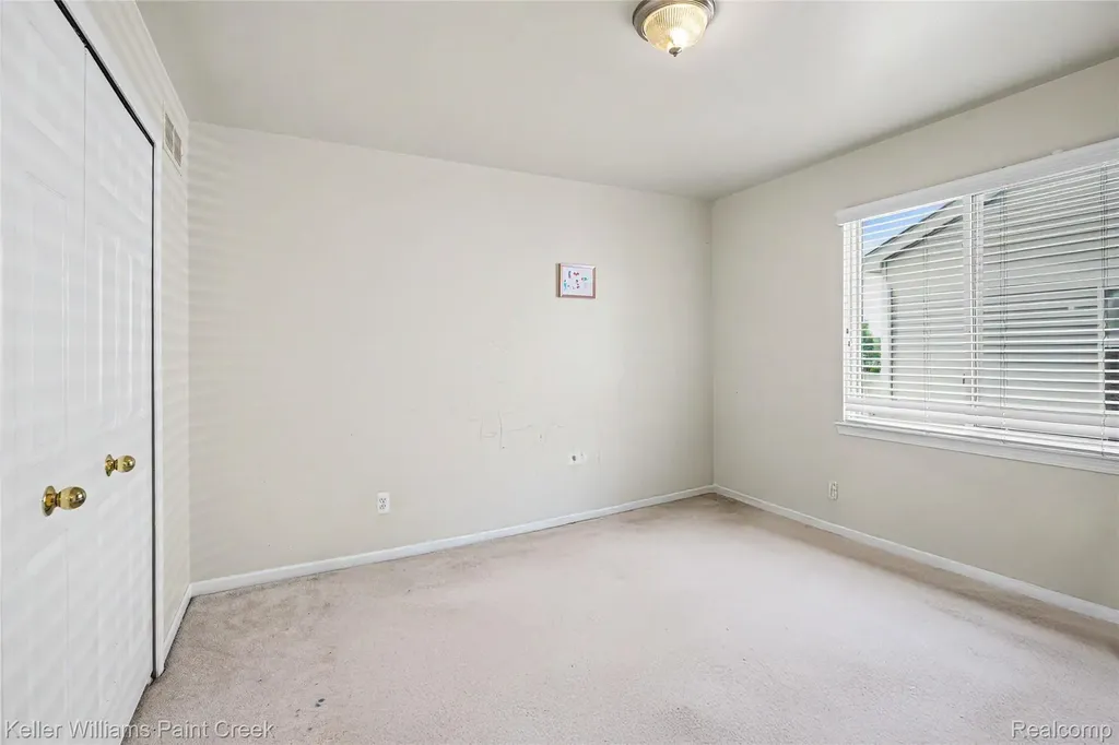 33180 Glengary Court Sterling Heights City MI 48310