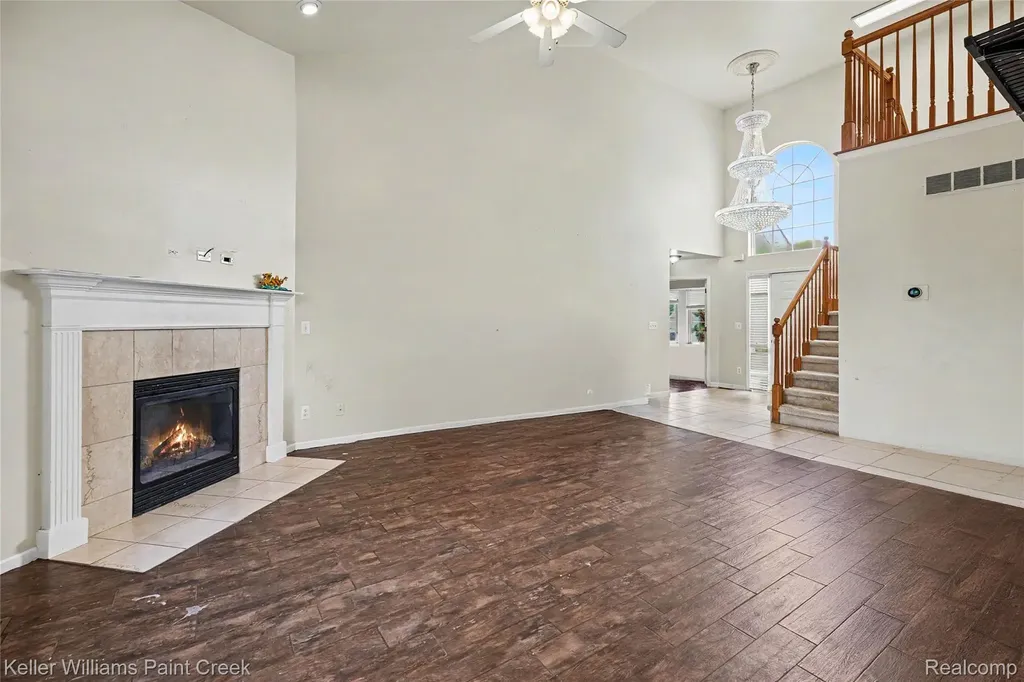 33180 Glengary Court Sterling Heights City MI 48310
