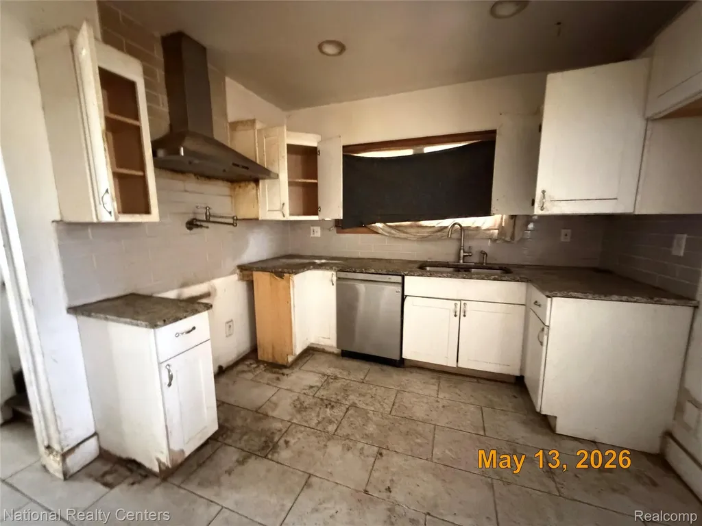 12631 Wilshire Drive Detroit City MI 48213