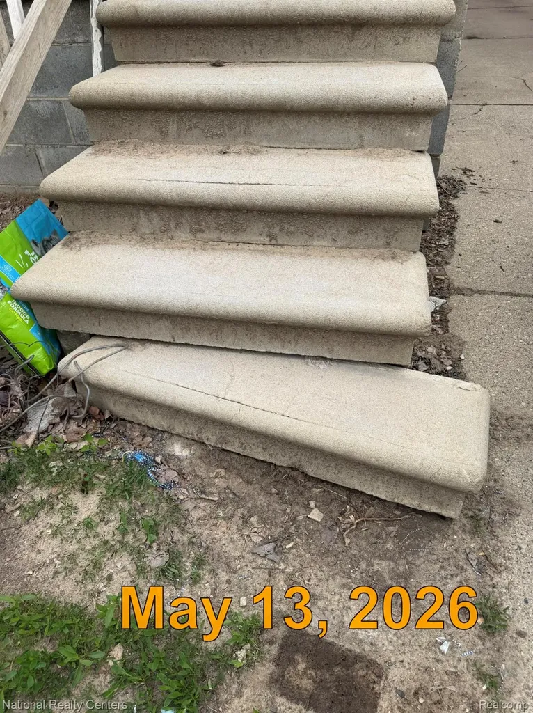 12631 Wilshire Drive Detroit City MI 48213