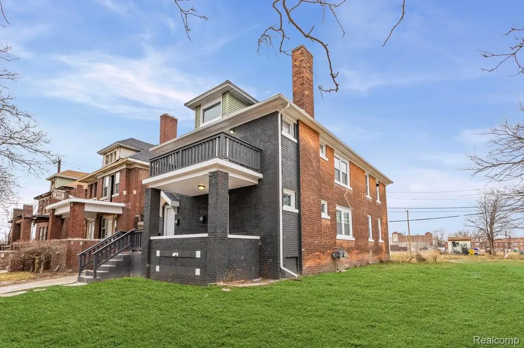 3450 Edison Street Detroit City MI 48206