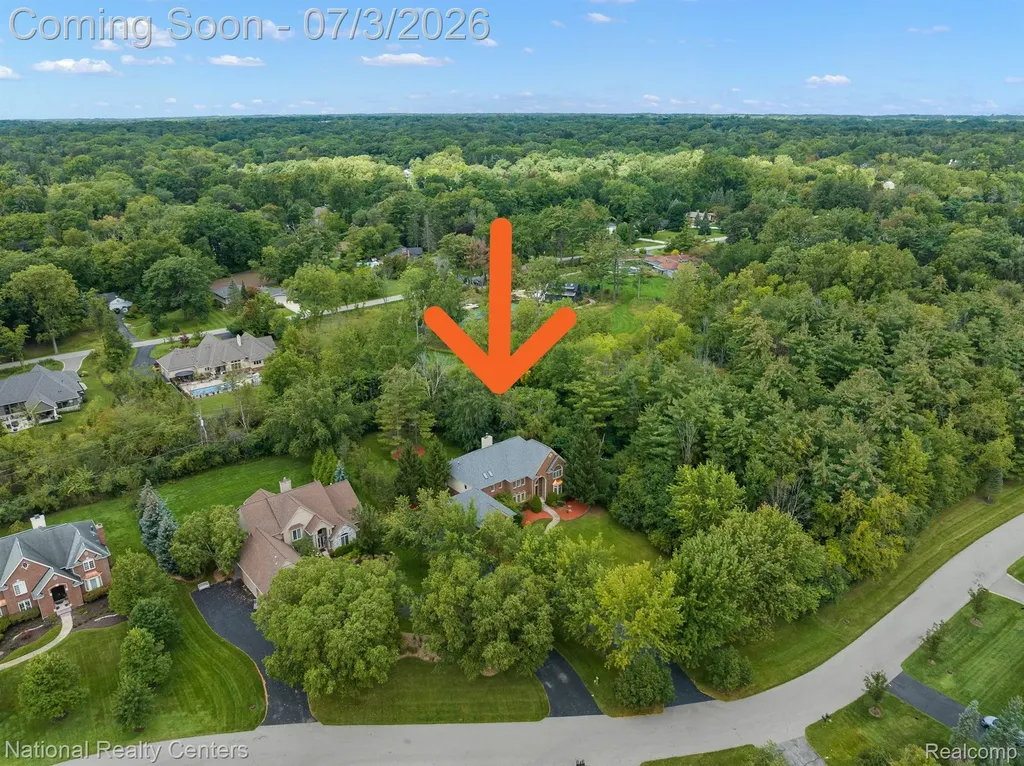 30055 Forest Drive Franklin Village MI 48025