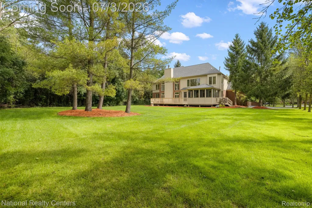 30055 Forest Drive Franklin Village MI 48025