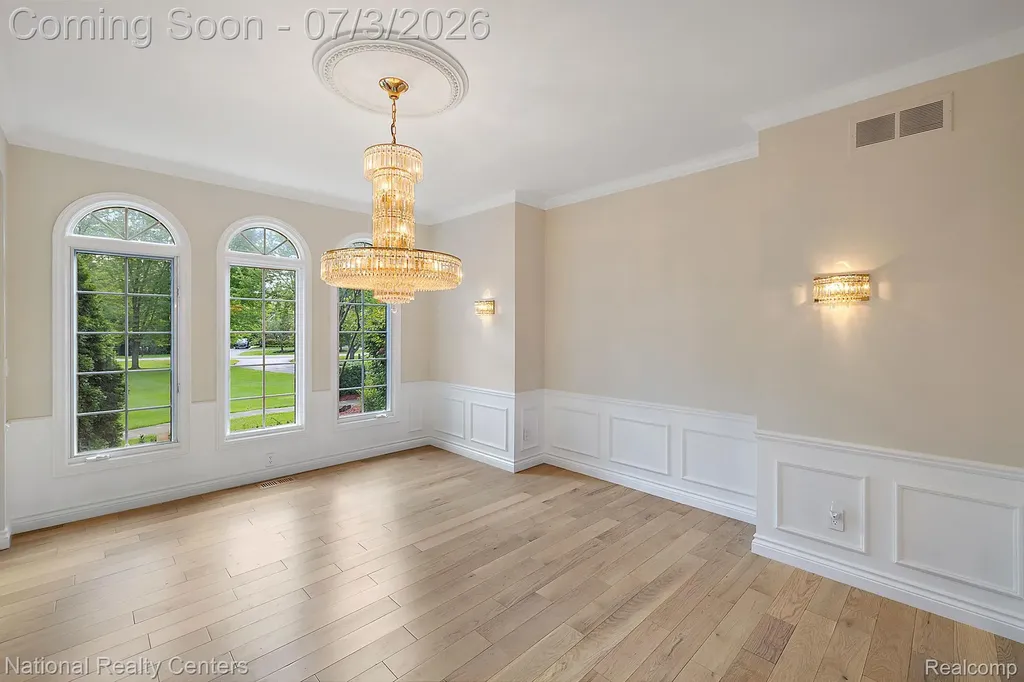 30055 Forest Drive Franklin Village MI 48025