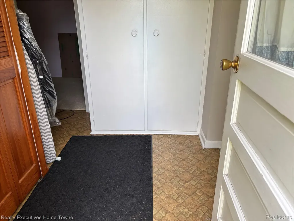 1782 Maple Road Kimball Township MI 48074