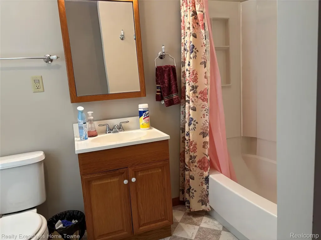 1782 Maple Road Kimball Township MI 48074