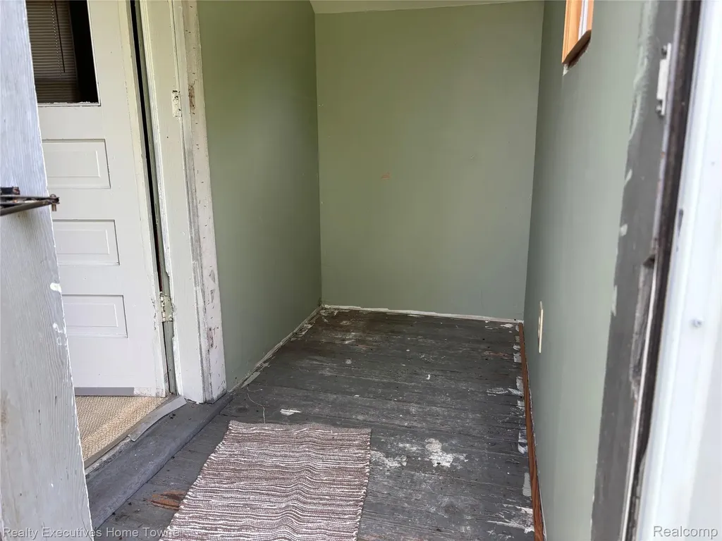1782 Maple Road Kimball Township MI 48074