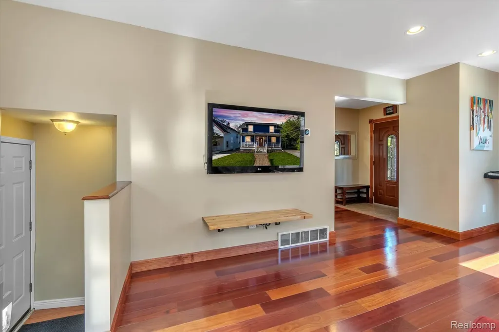 117 W Summit Street Ann Arbor City MI 48103