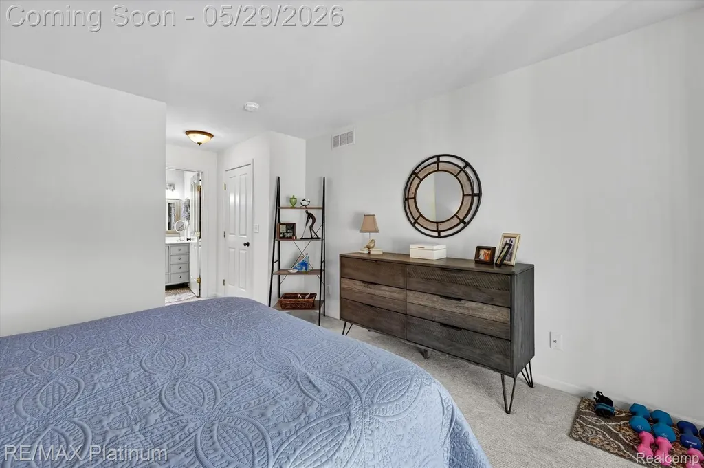 4191 Hampton Ridge Boulevard Genoa Township MI 48843