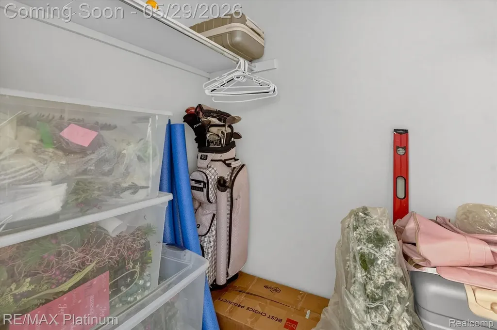 4191 Hampton Ridge Boulevard Genoa Township MI 48843