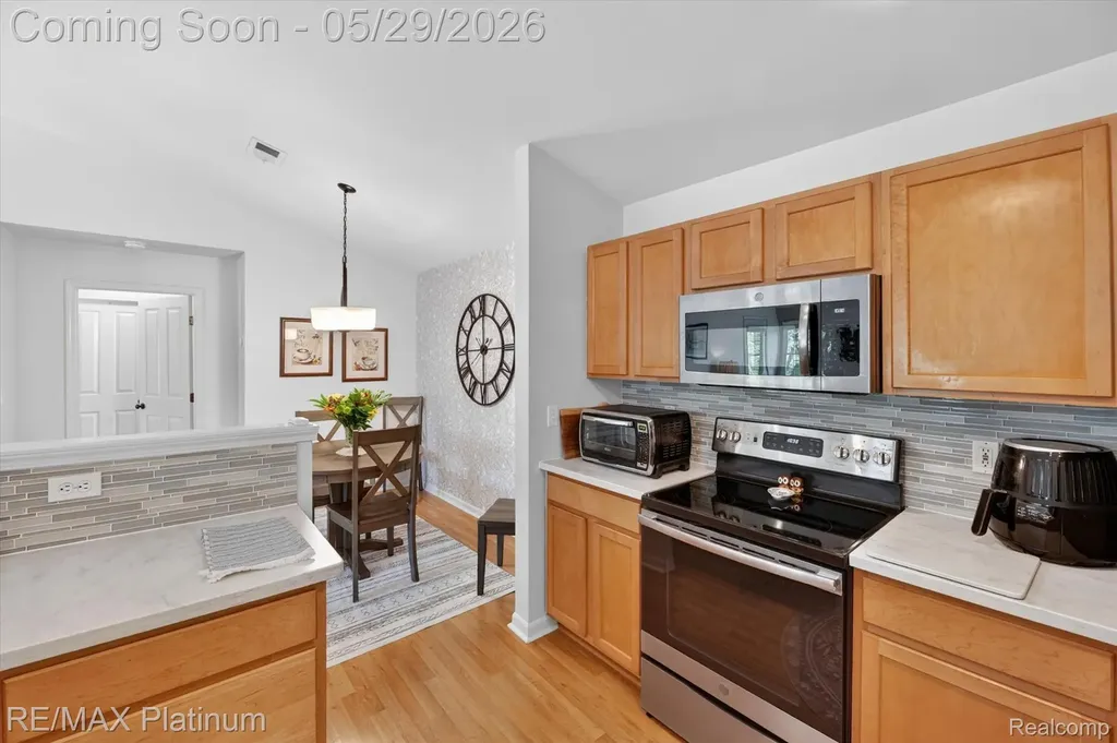 4191 Hampton Ridge Boulevard Genoa Township MI 48843