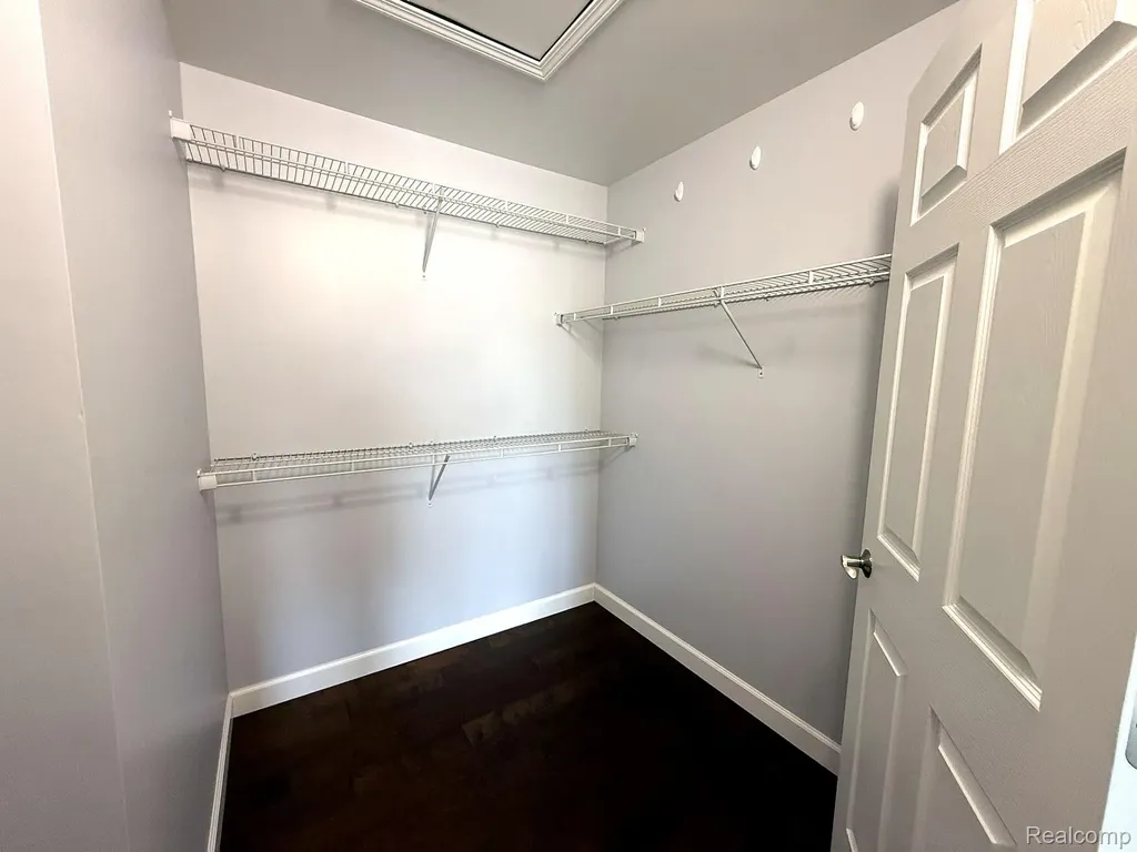 3612 Oakmonte Boulevard Oakland Charter Township MI 48306