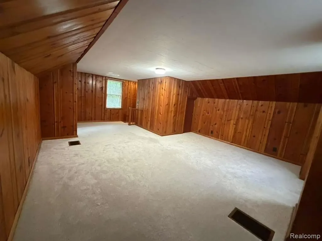 3793 Lincolnshire Road Waterford Charter Township MI 48328