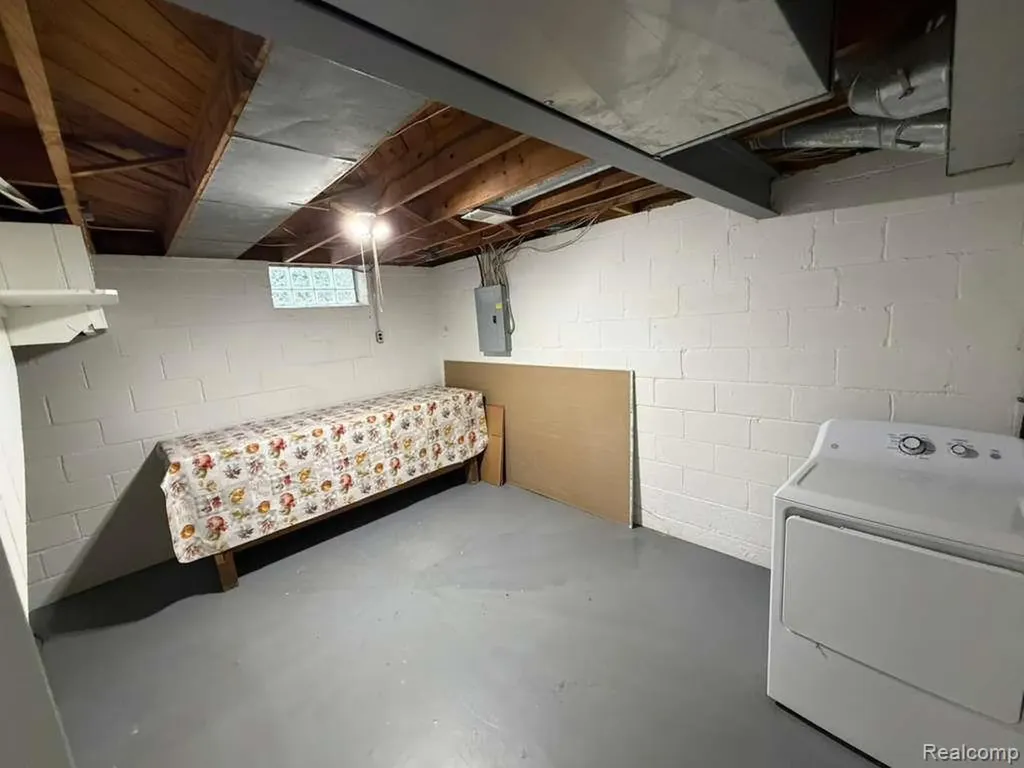3793 Lincolnshire Road Waterford Charter Township MI 48328