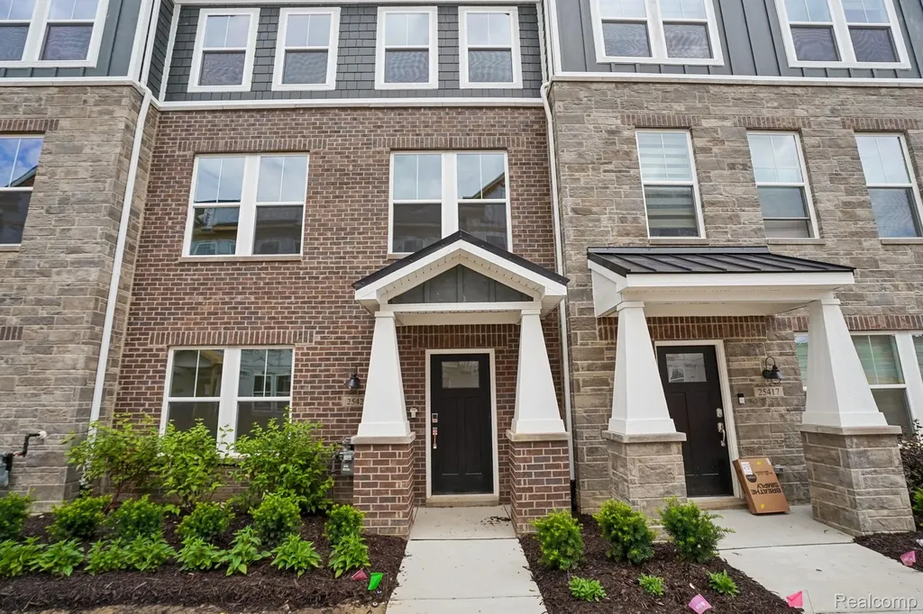 25421 Orwell Street Novi City MI 48375