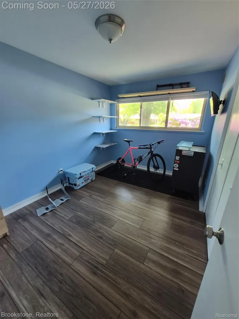 2664 Penna Drive West Bloomfield Charter Township MI 48324