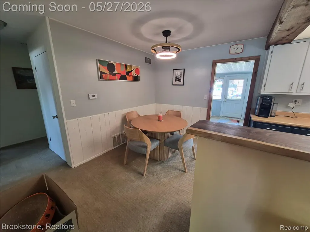 2664 Penna Drive West Bloomfield Charter Township MI 48324