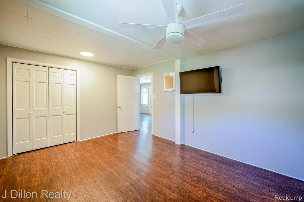11320 Eastside Drive Plymouth Charter Township MI 48170