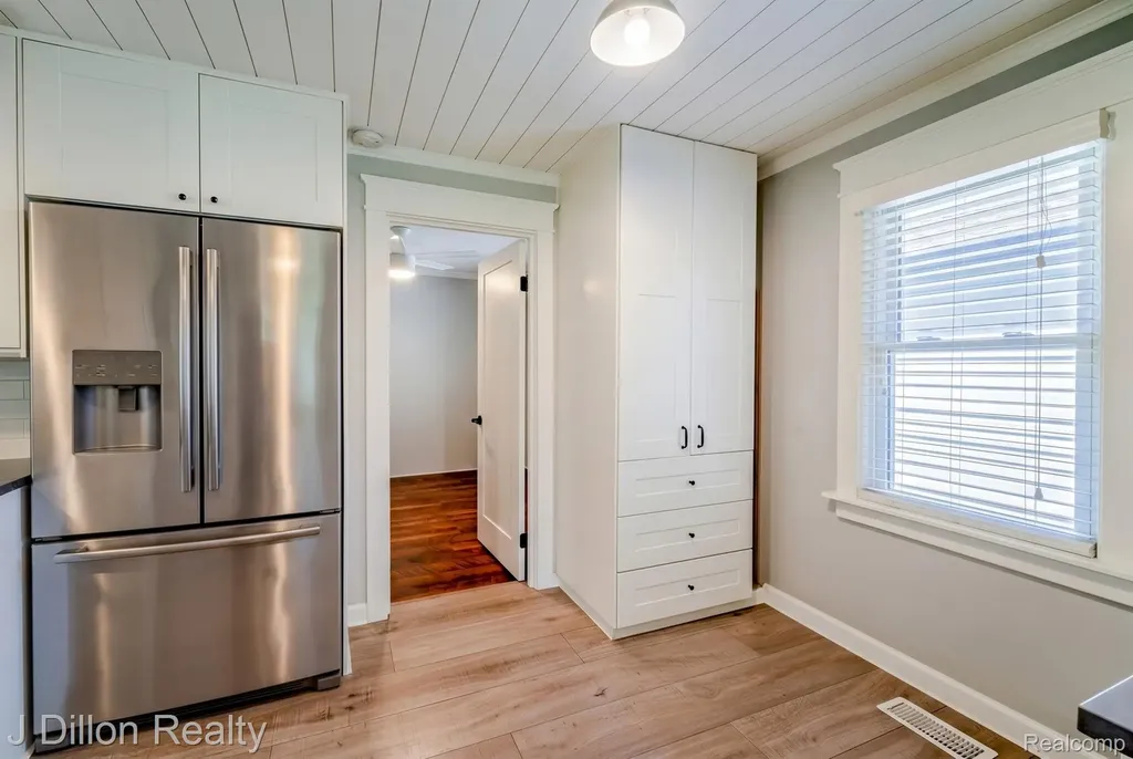 11320 Eastside Drive Plymouth Charter Township MI 48170