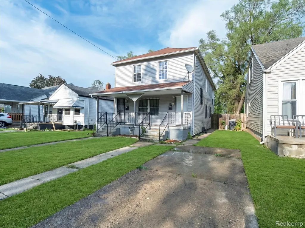 6886 Grandville Avenue Detroit City MI 48228
