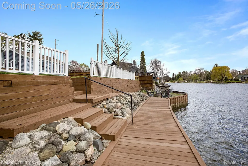 304 Oak Street Linden City MI 48451