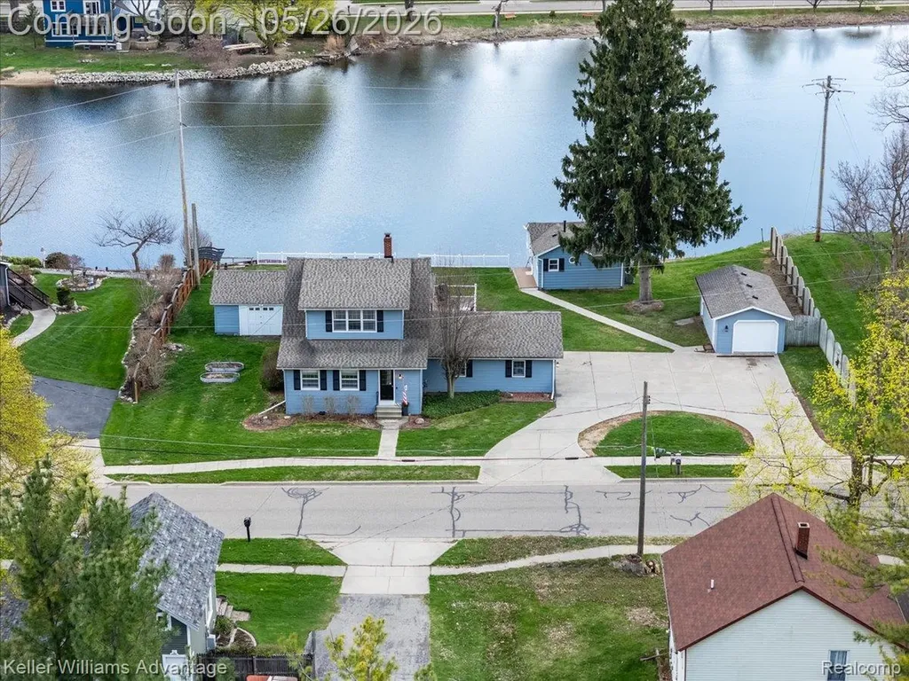 304 Oak Street Linden City MI 48451