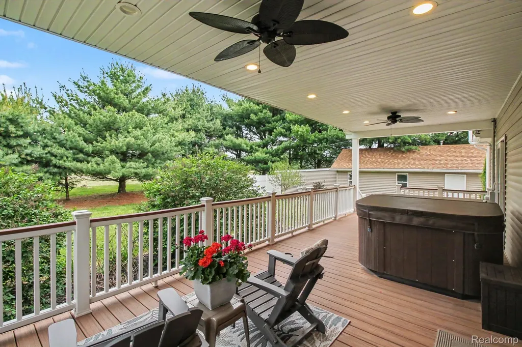 5183 Owosso Road Handy Township MI 48836