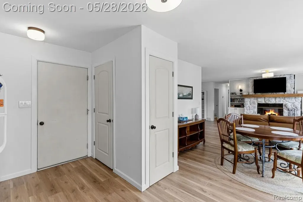 233 Peninsula Lake Drive Highland Charter Township MI 48357