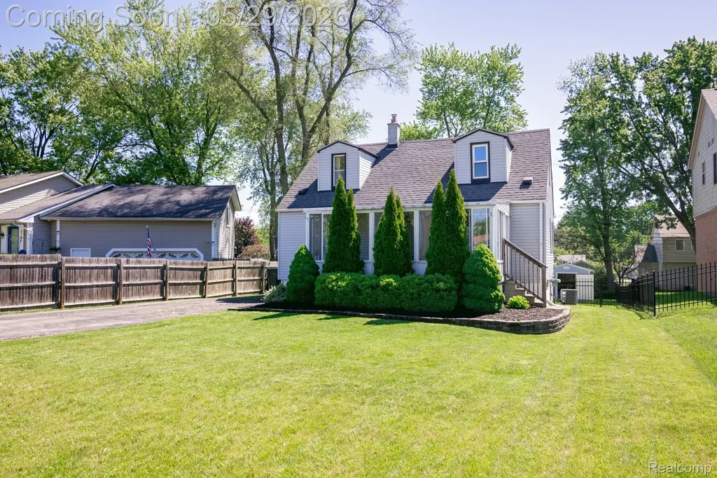 3757 Cone Avenue Rochester Hills City MI 48309