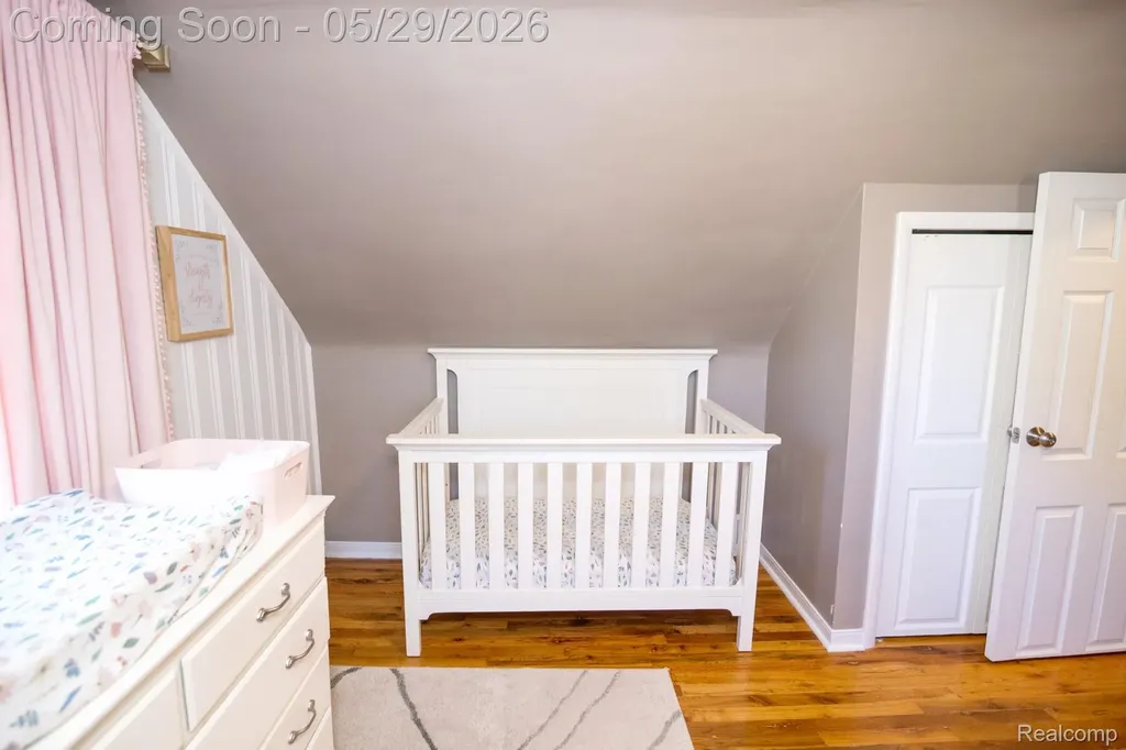 3757 Cone Avenue Rochester Hills City MI 48309