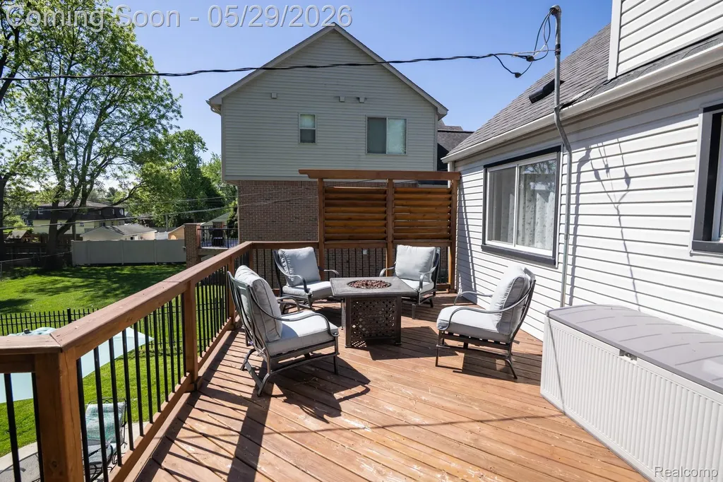 3757 Cone Avenue Rochester Hills City MI 48309