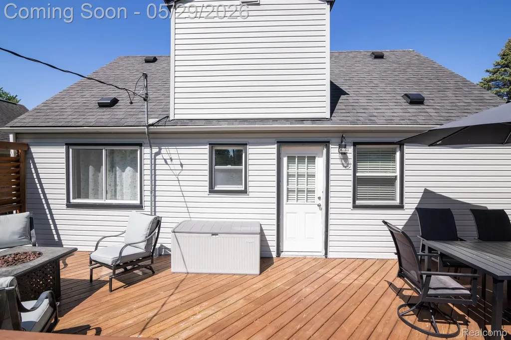 3757 Cone Avenue Rochester Hills City MI 48309