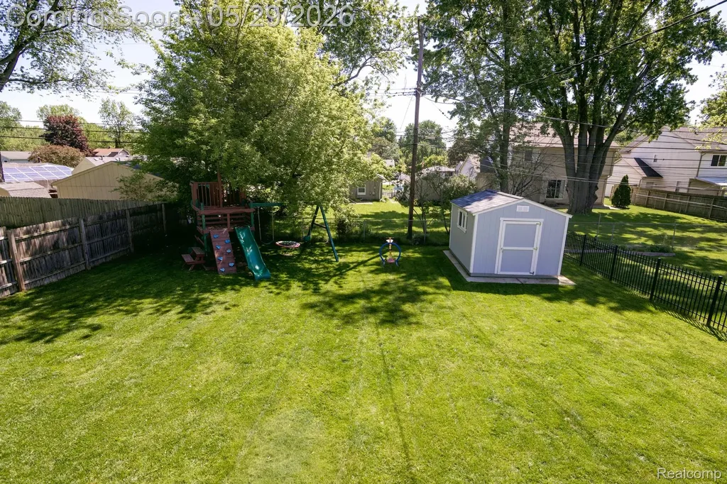 3757 Cone Avenue Rochester Hills City MI 48309