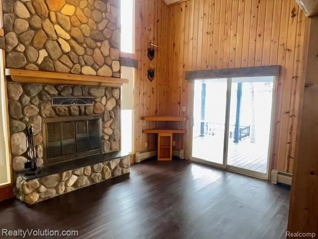 19896 Eastside Drive Montmorency Township MI 49709