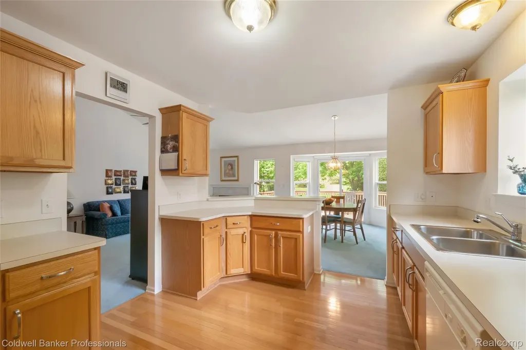 8178 Springdale Drive White Lake Charter Township MI 48386