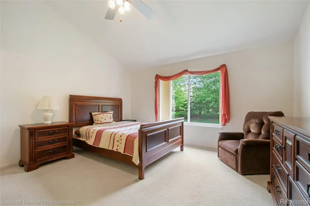 8178 Springdale Drive White Lake Charter Township MI 48386