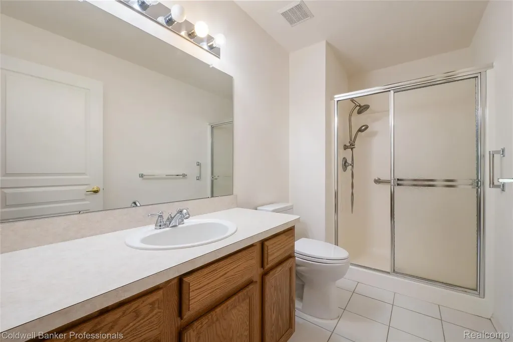 8178 Springdale Drive White Lake Charter Township MI 48386