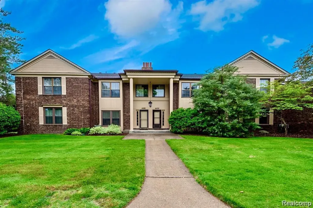 4426 Knightsbridge Lane West Bloomfield Charter Township MI 48323