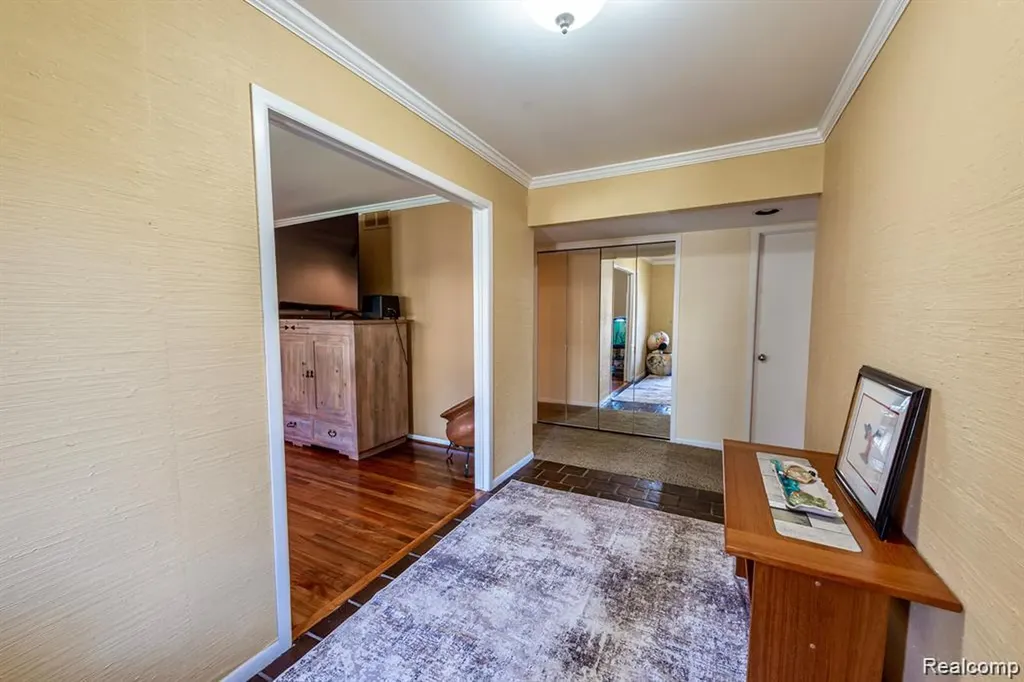 4426 Knightsbridge Lane West Bloomfield Charter Township MI 48323