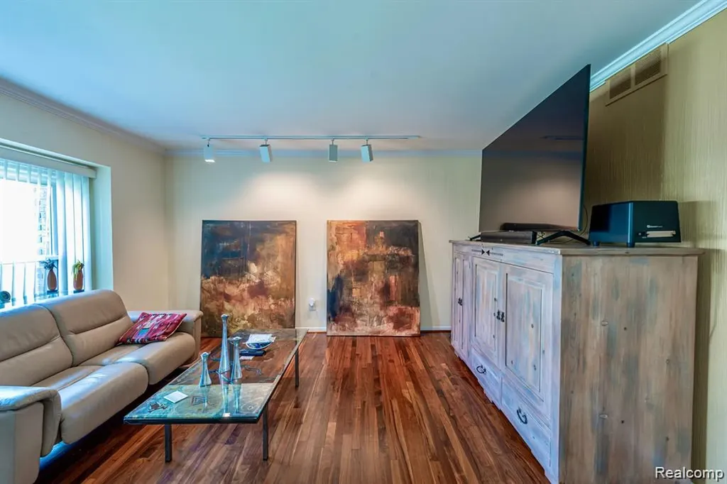 4426 Knightsbridge Lane West Bloomfield Charter Township MI 48323